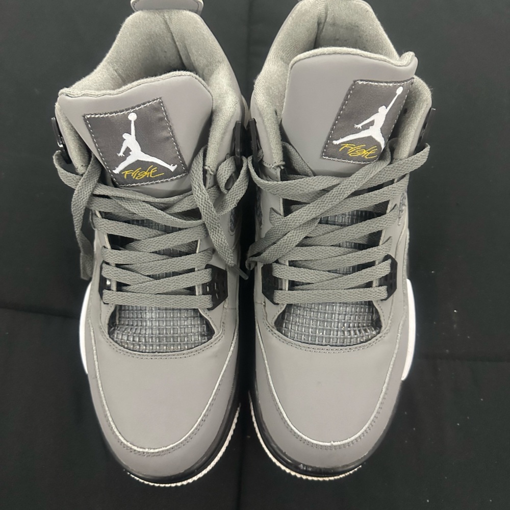 Jordan 4 Retro Cool Grey worn once